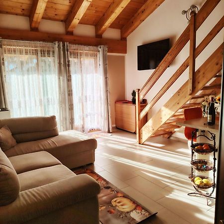 La Villa Gialla Aosta Ngoại thất bức ảnh